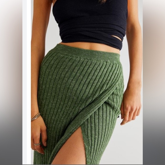 1073. Free People Better Days Midi Skirt - Picture 2 of 4